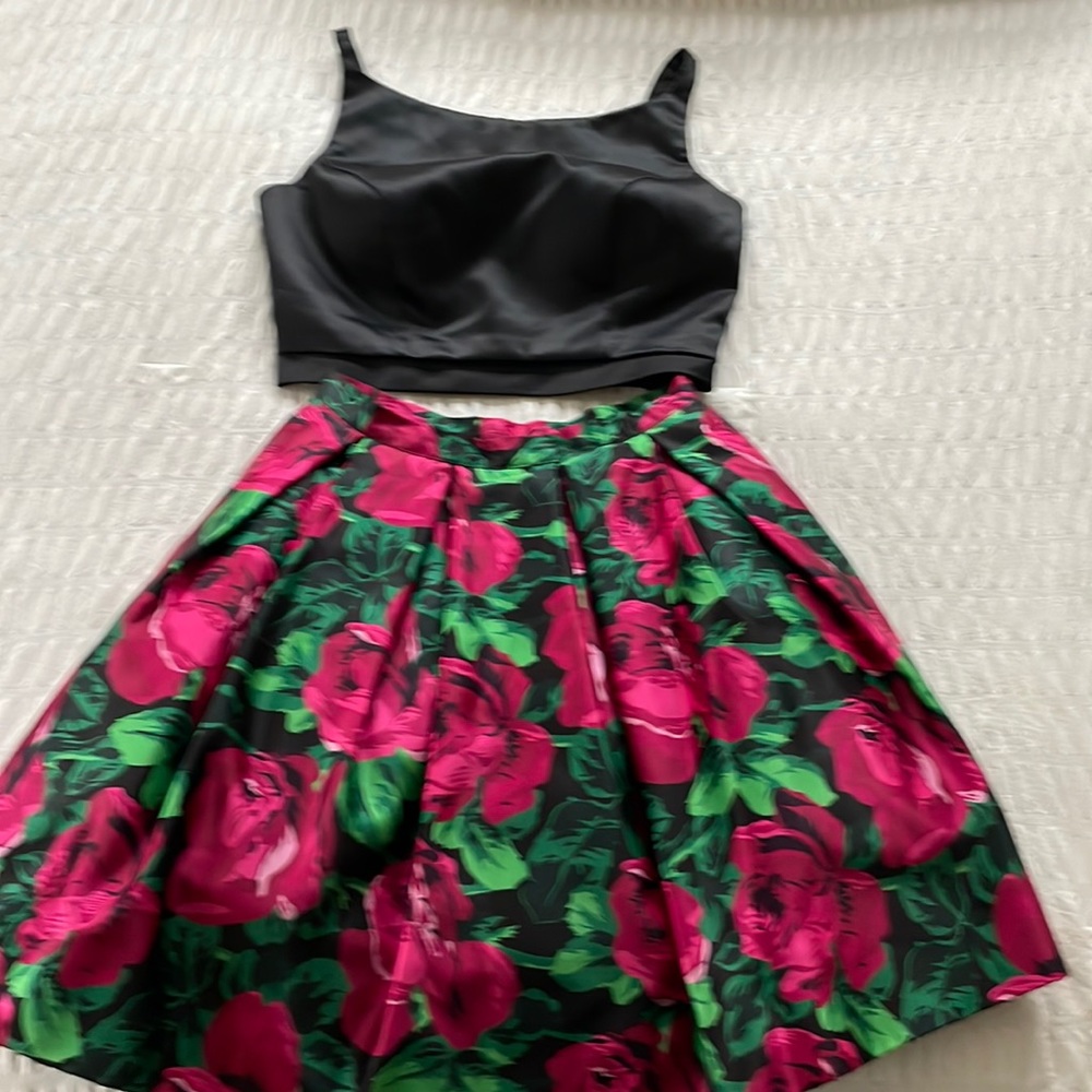 Sherri Hill 2 pc cocktail. Size 6